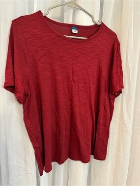 Old Navy Women’s Short Sleeve Crewneck Shirt - Red